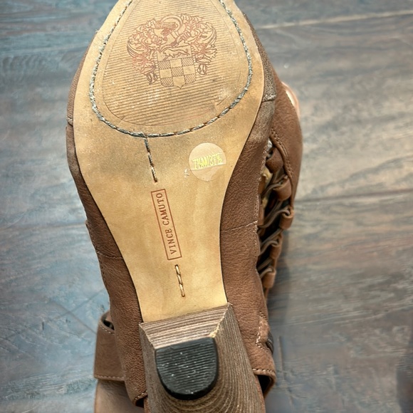 Stylish Vince Camuto Evel Caged Gladiator suede tan sandals. - Picture 7 of 10